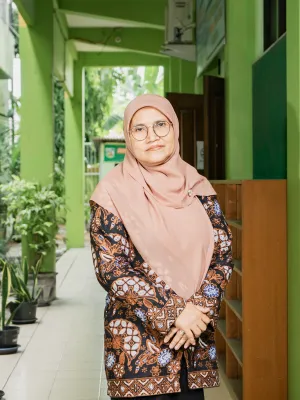Siti Muzdalifah, S.Si., M.Pd.